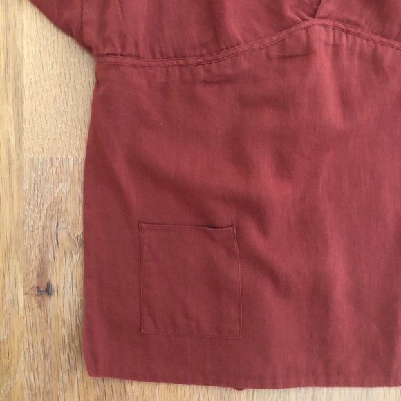 Loop charmant brick backless linen top - Picture 7 of 9